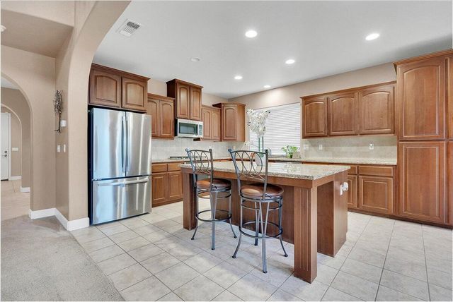 312 Martin Street, Tulare, CA 93274