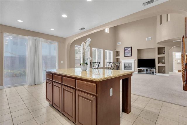 312 Martin Street, Tulare, CA 93274