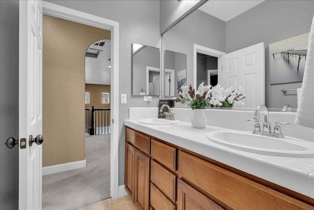 312 Martin Street, Tulare, CA 93274