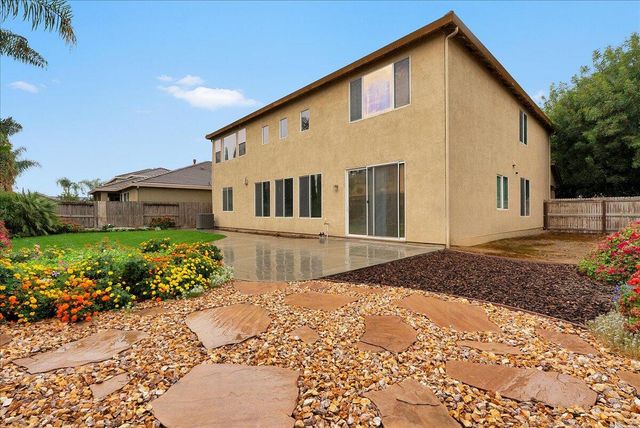 312 Martin Street, Tulare, CA 93274