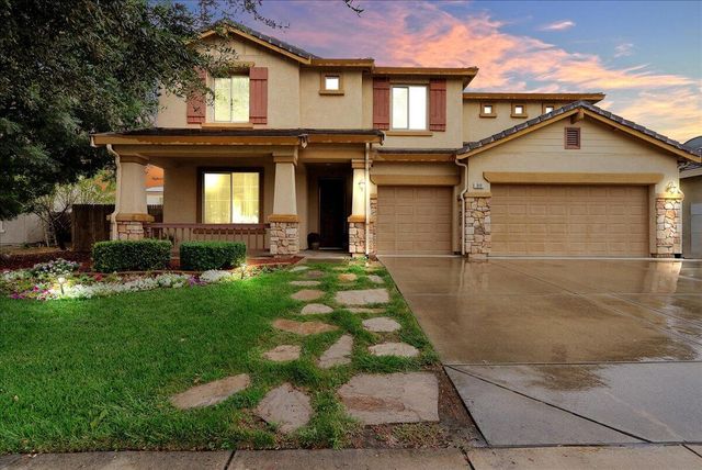 312 Martin Street, Tulare, CA 93274