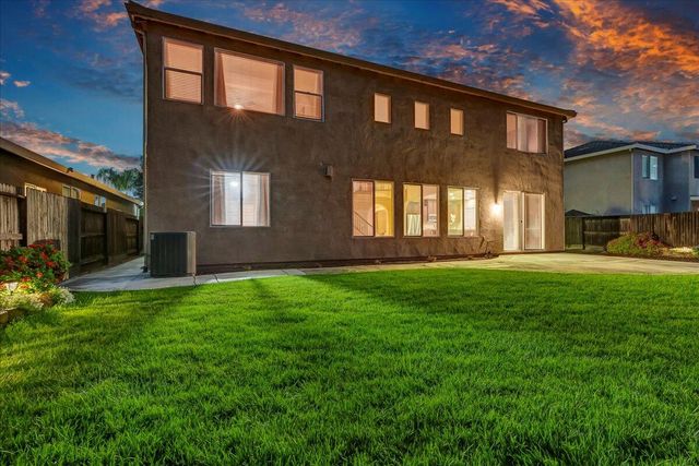 312 Martin Street, Tulare, CA 93274