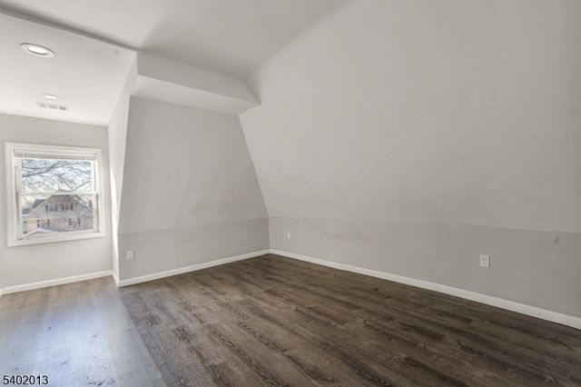 31 Homestead Park, Newark City, NJ 07108