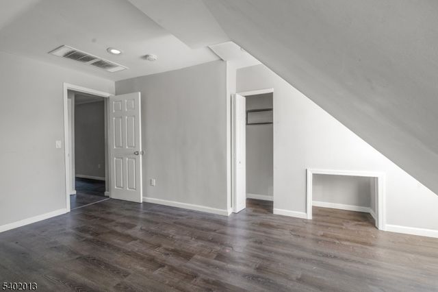 31 Homestead Park, Newark City, NJ 07108