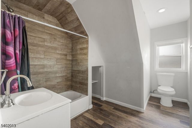 31 Homestead Park, Newark City, NJ 07108