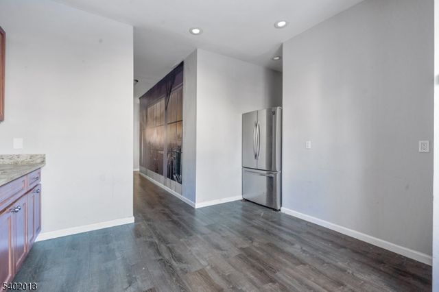 31 Homestead Park, Newark City, NJ 07108