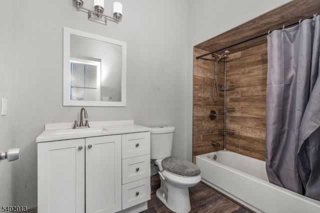 31 Homestead Park, Newark City, NJ 07108