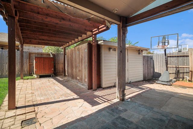 22419 Wenbury Drive, Tomball, TX 77375