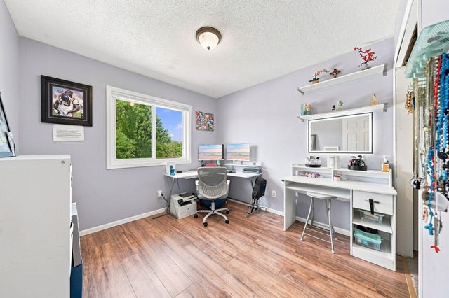2201 Kessler Lane, Chaska, MN 55318