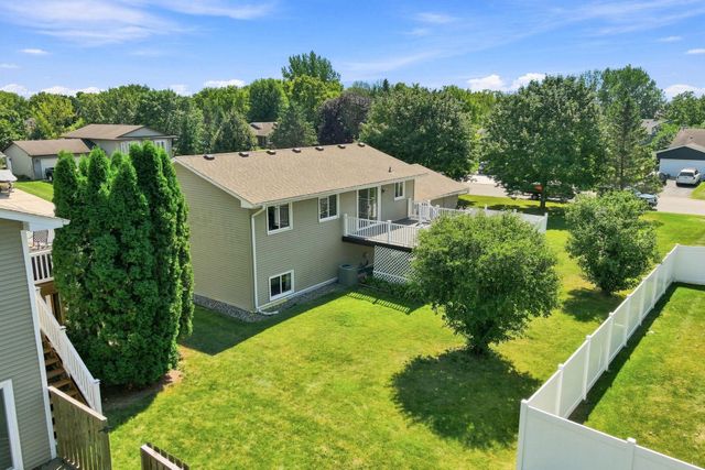 2201 Kessler Lane, Chaska, MN 55318