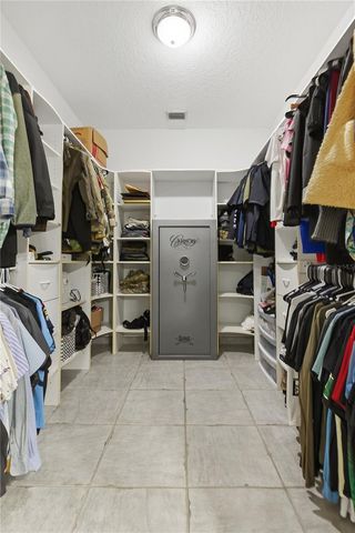 4575 LAKE SHORE DRIVE, St Cloud, FL 34772