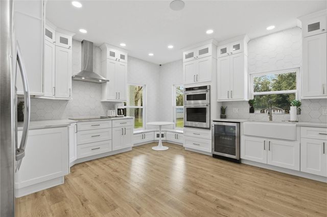 4575 LAKE SHORE DRIVE, St Cloud, FL 34772