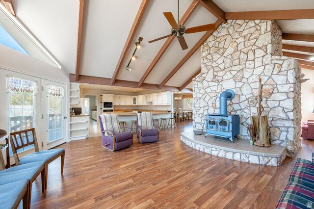 6 S NORTH FORK RD, Orderville, UT 84758