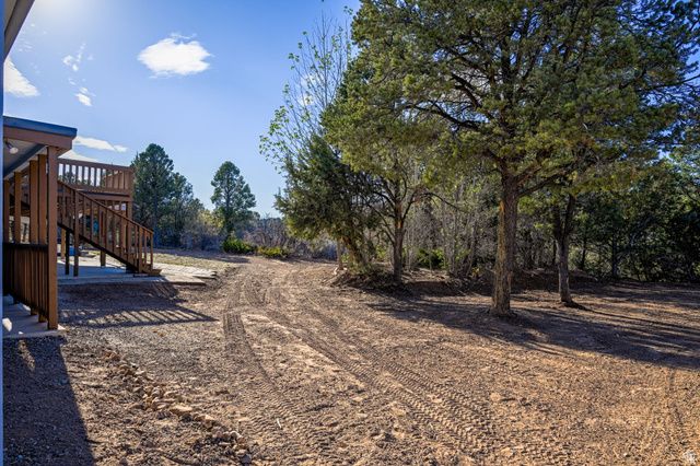 6 S NORTH FORK RD, Orderville, UT 84758