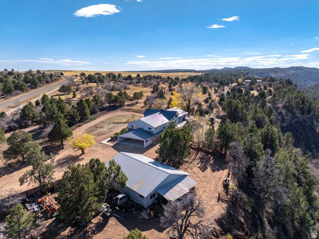 6 S NORTH FORK RD, Orderville, UT 84758
