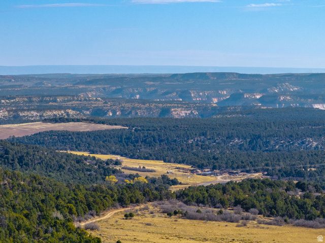 6 S NORTH FORK RD, Orderville, UT 84758