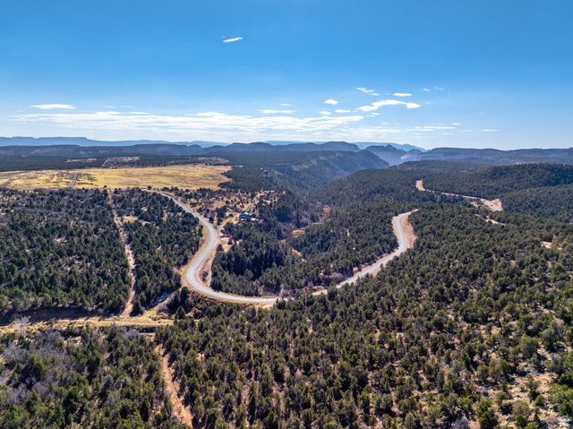 6 S NORTH FORK RD, Orderville, UT 84758