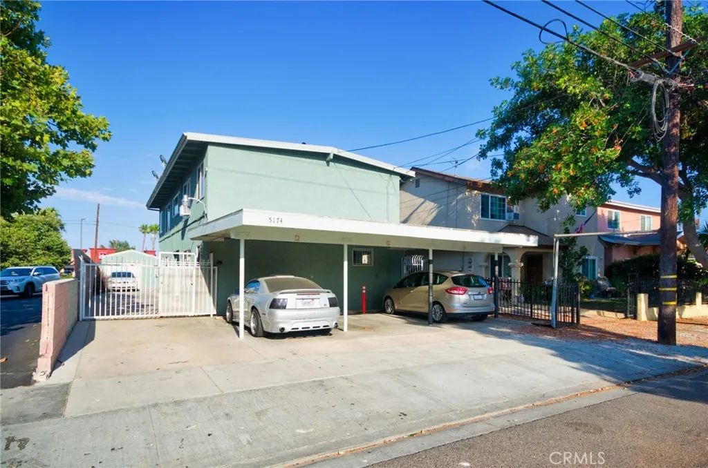 5174 Linden, Long Beach, CA 90805