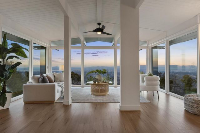 15684 Apollo Heights Court, Saratoga, CA 95070