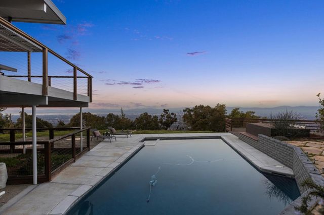 15684 Apollo Heights Court, Saratoga, CA 95070