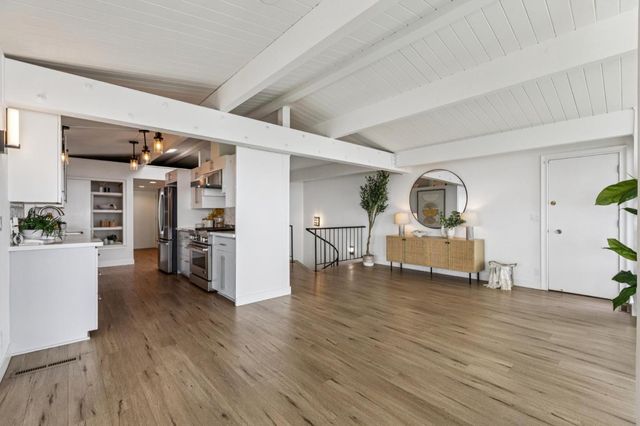 15684 Apollo Heights Court, Saratoga, CA 95070