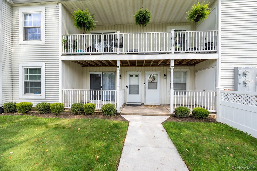 69 Fairview Circle, Middle Island, NY 11953