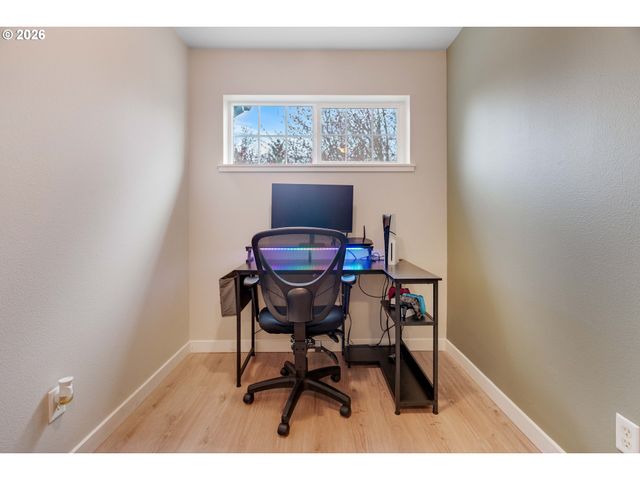 1316 Se ROUNDELAY St, Hillsboro, OR 97123