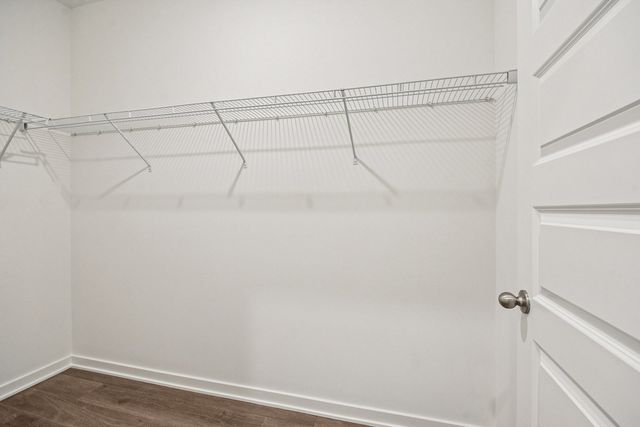 9976 Edgebrook Lane, Huntley, IL 60142