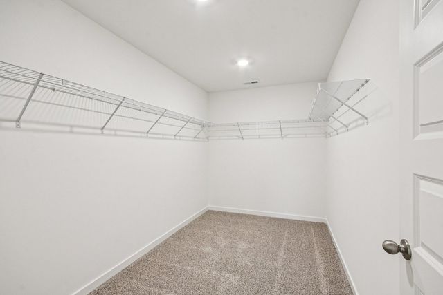 9976 Edgebrook Lane, Huntley, IL 60142