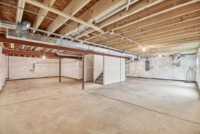 9976 Edgebrook Lane, Huntley, IL 60142