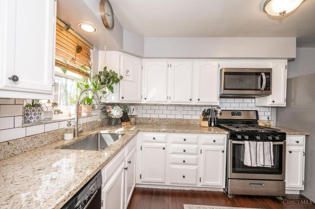 6424 Graceland Avenue, Cincinnati, OH 45237