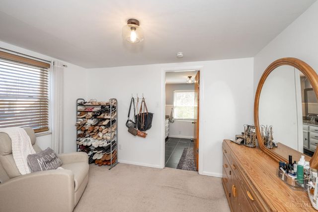 6424 Graceland Avenue, Cincinnati, OH 45237