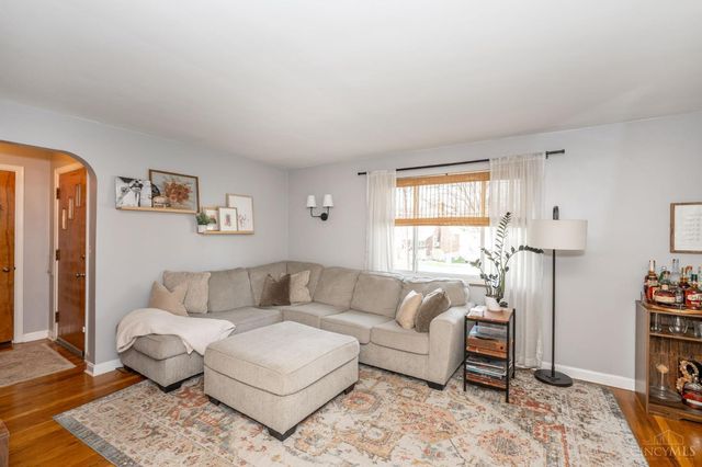 6424 Graceland Avenue, Cincinnati, OH 45237