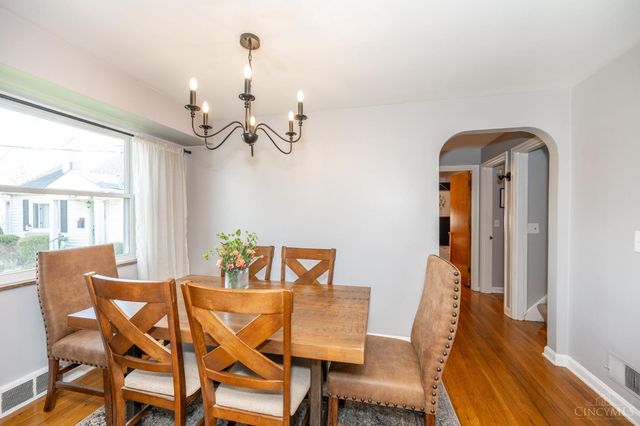 6424 Graceland Avenue, Cincinnati, OH 45237