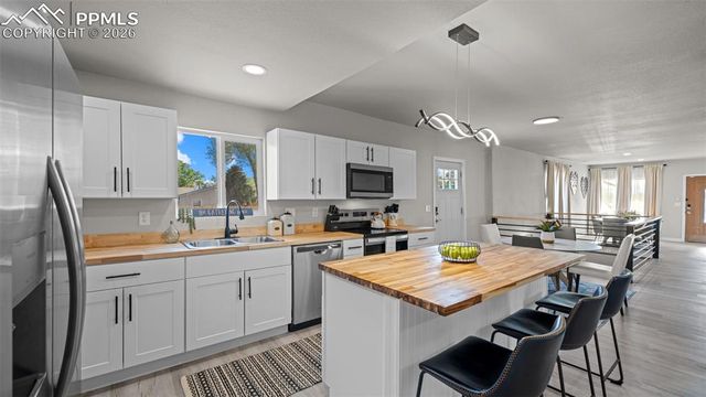 2702 Cheyenne Avenue, Pueblo, CO 81003