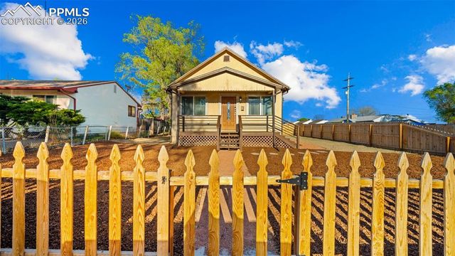 2702 Cheyenne Avenue, Pueblo, CO 81003