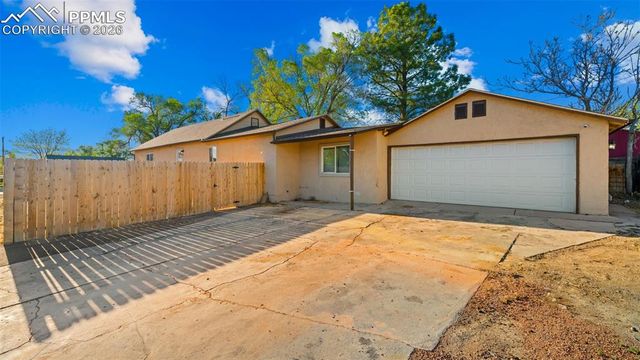 2702 Cheyenne Avenue, Pueblo, CO 81003