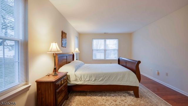 402 Hunt Dr, Holland Twp., NJ 08848