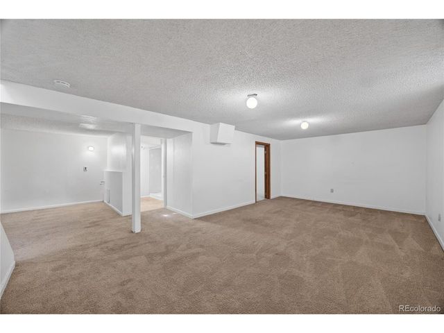 466 S Routt Way, Lakewood, CO 80226