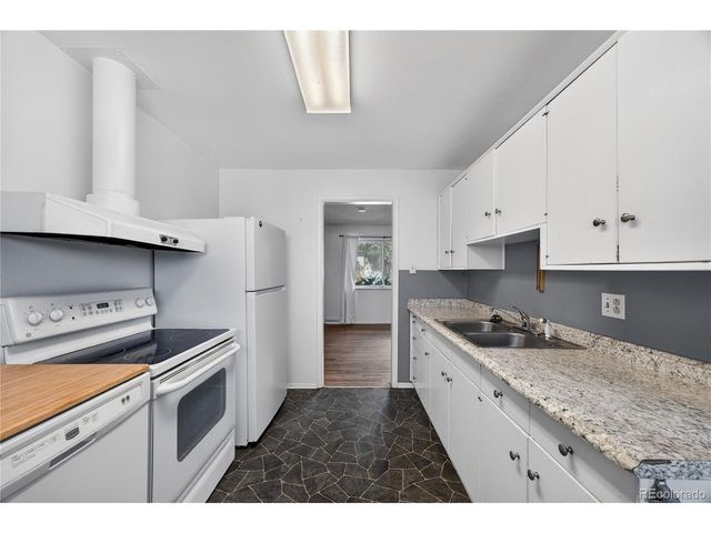 466 S Routt Way, Lakewood, CO 80226