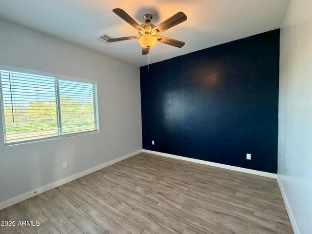 21911 W DUANE Lane, Wittmann, AZ 85361