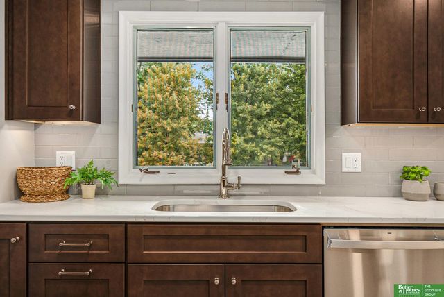 1216 S 108th Street, Omaha, NE 68144