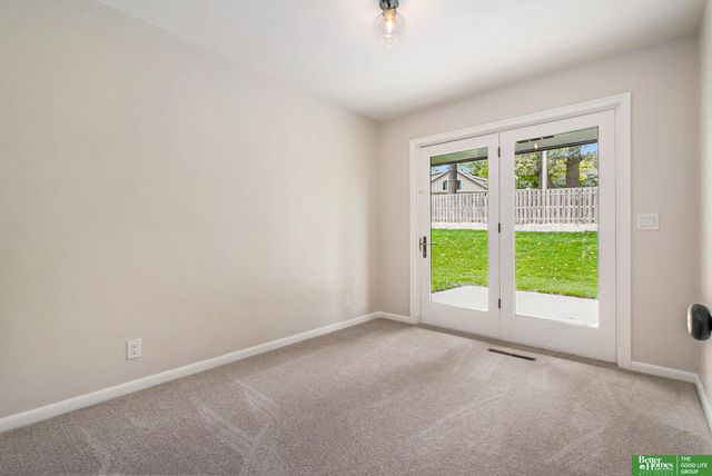 1216 S 108th Street, Omaha, NE 68144