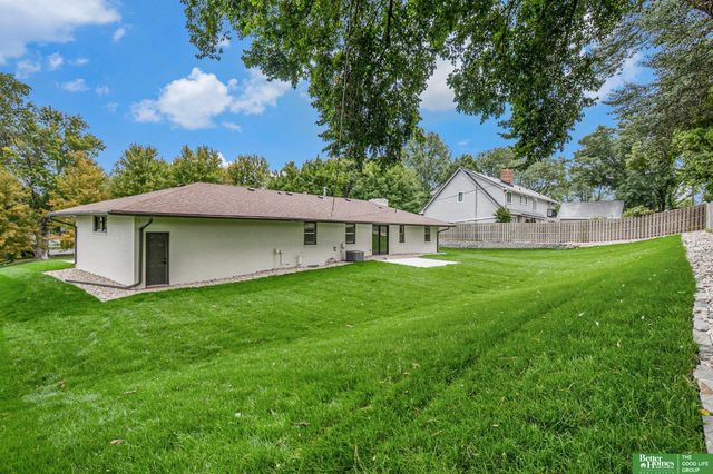 1216 S 108th Street, Omaha, NE 68144