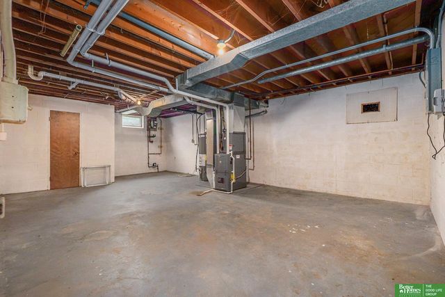 1216 S 108th Street, Omaha, NE 68144