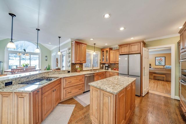 10416 Sterling Springs Road, Louisville, KY 40223