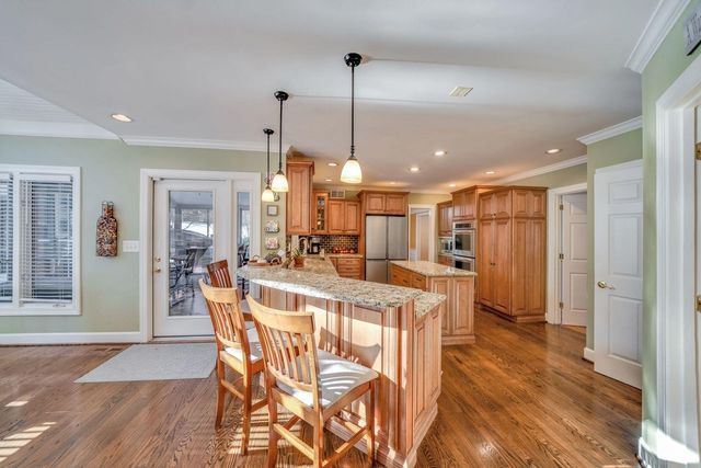 10416 Sterling Springs Road, Louisville, KY 40223