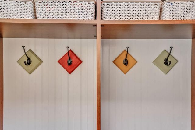 10416 Sterling Springs Road, Louisville, KY 40223