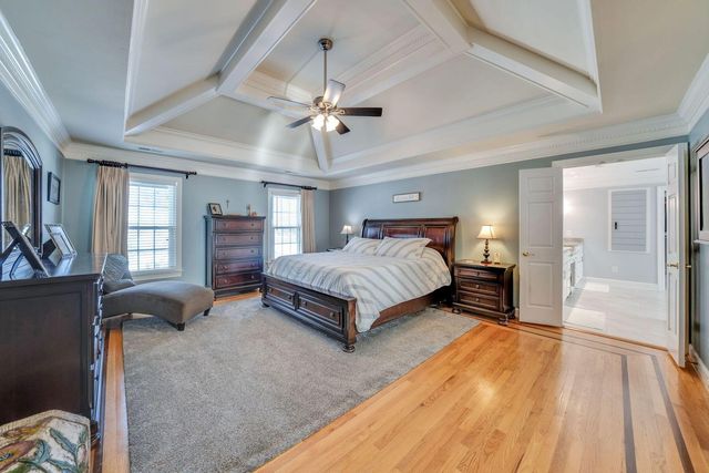 10416 Sterling Springs Road, Louisville, KY 40223