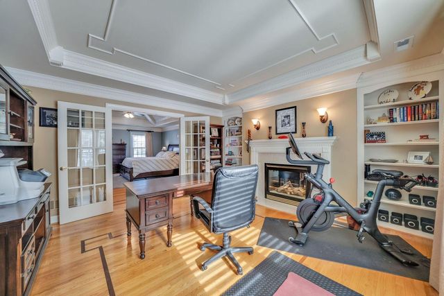 10416 Sterling Springs Road, Louisville, KY 40223